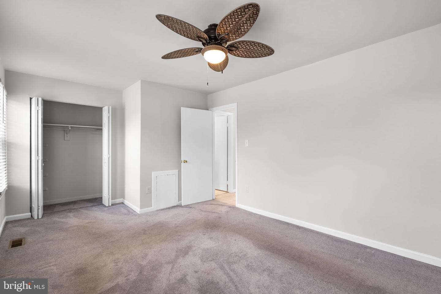 14947 London Lane photo 14
