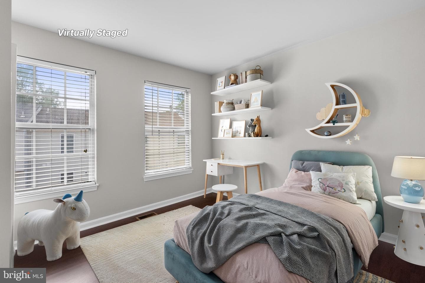 14947 London Lane photo 9