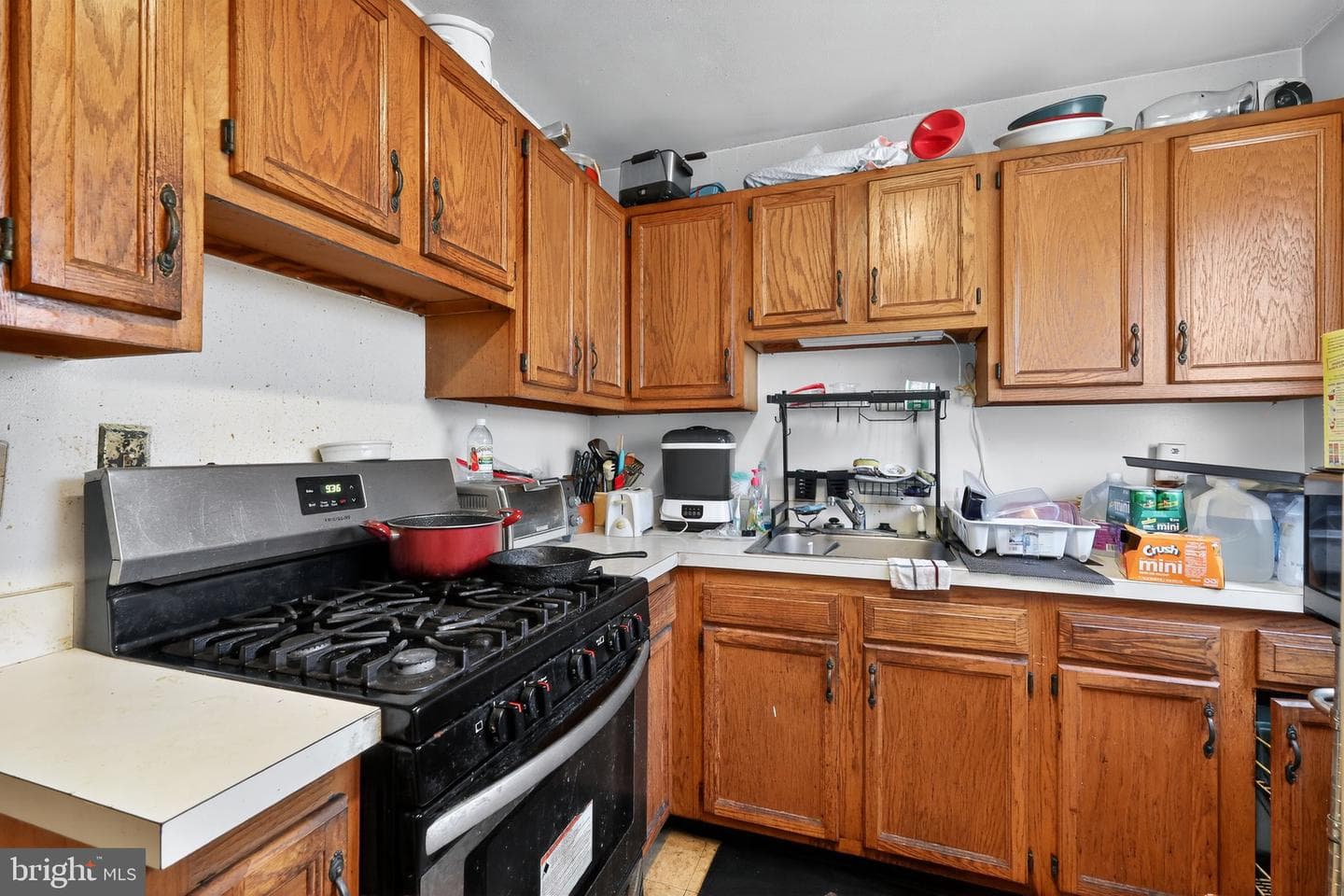 7850 Burnside Road photo 16
