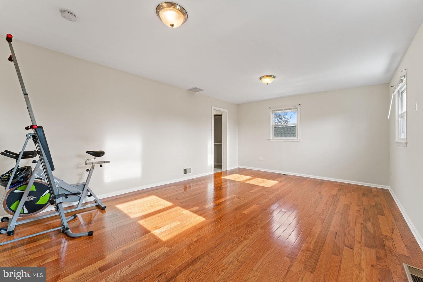 9207 4th Street photo 11