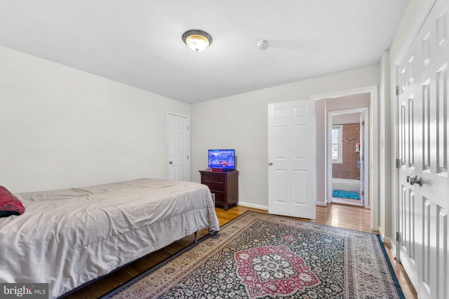 9207 4th Street photo 16