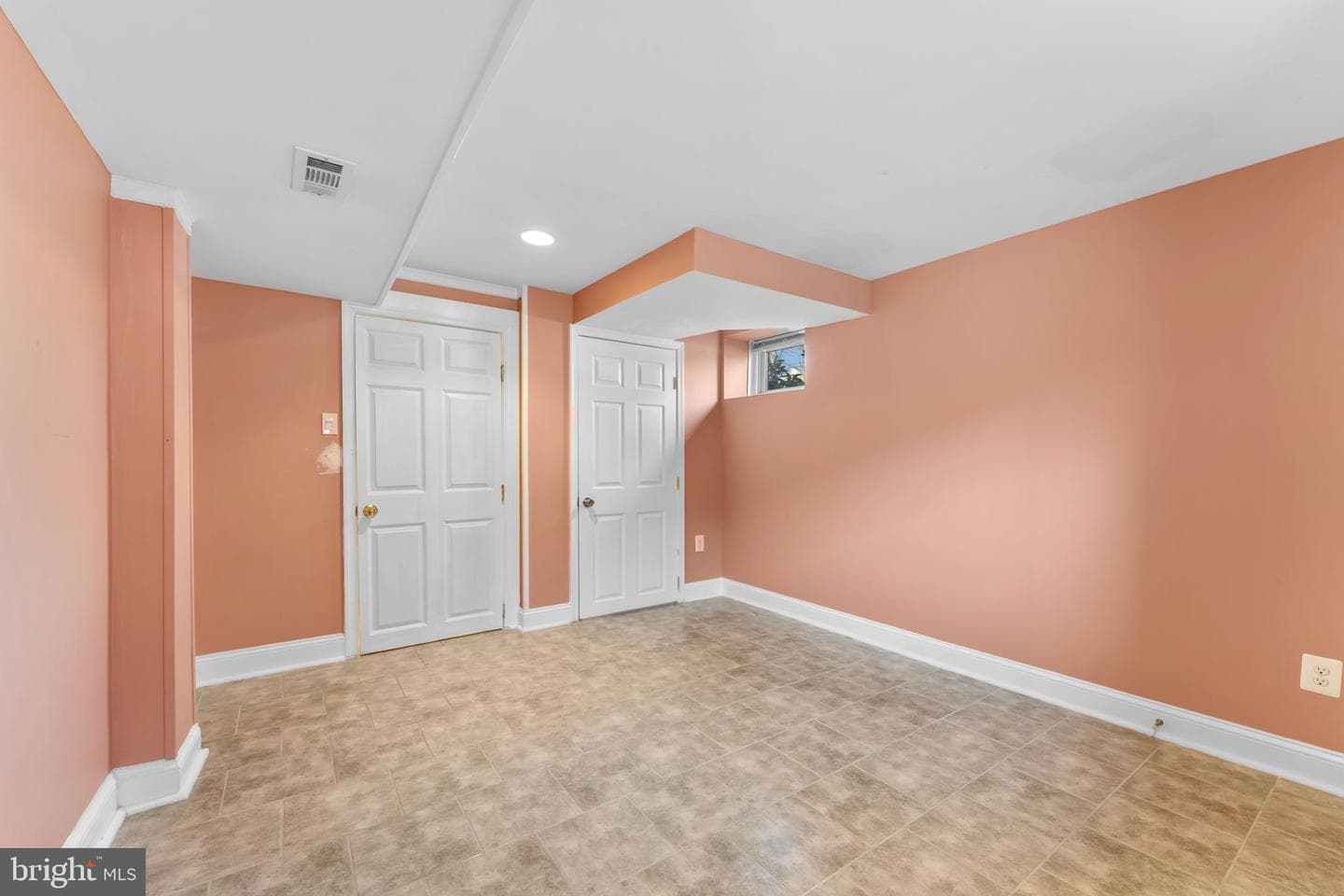 9207 4th Street photo 23
