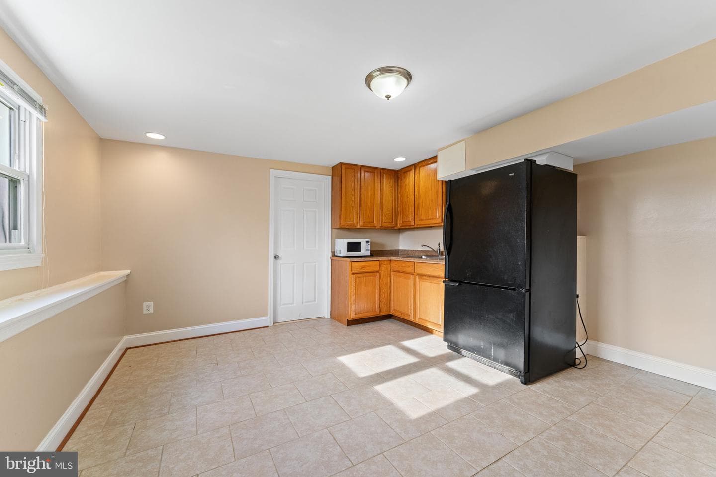 9207 4th Street photo 27