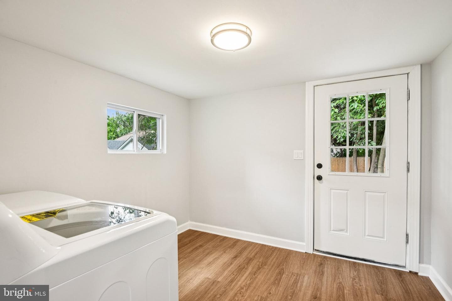 3910 Webster Street photo 19