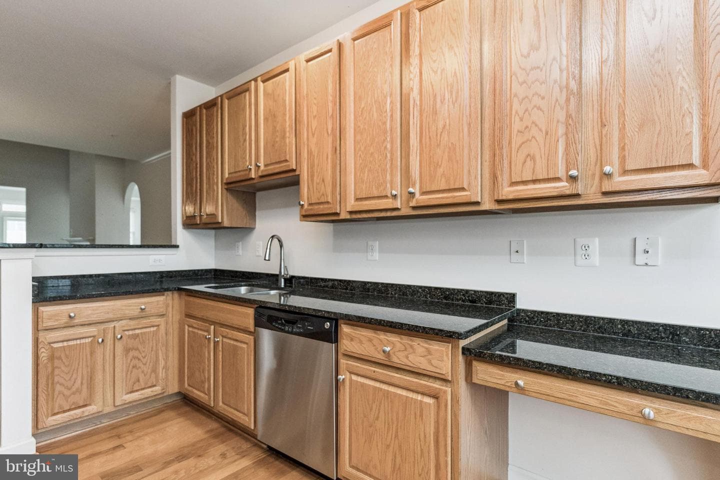 13200 Wright Place photo 8