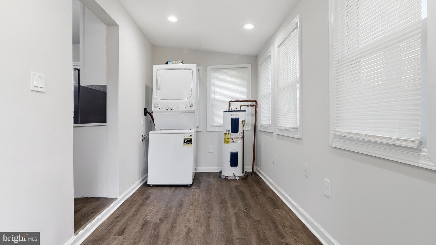 8 Vale Place photo 14