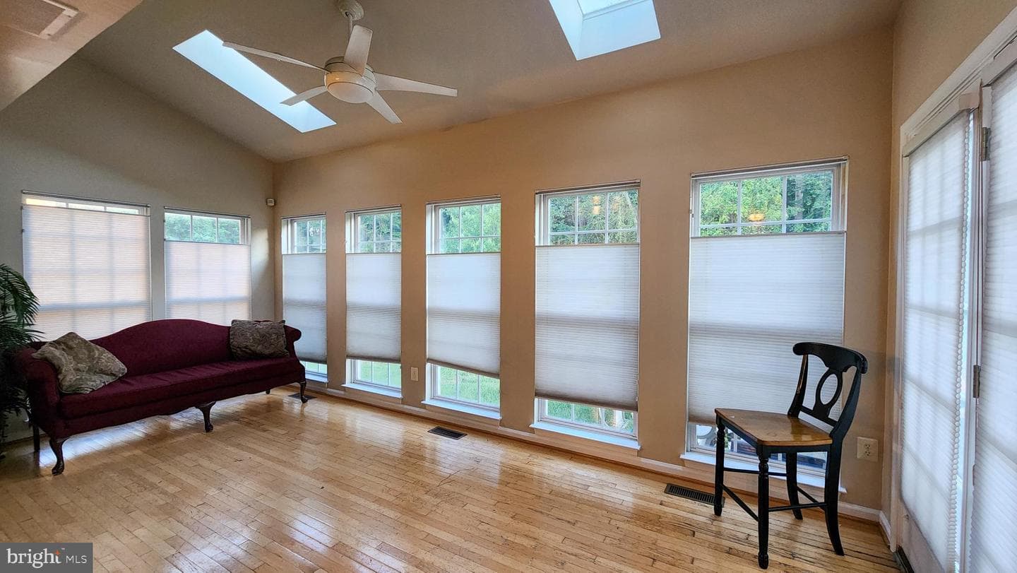 10307 Keepsake Lane photo 17