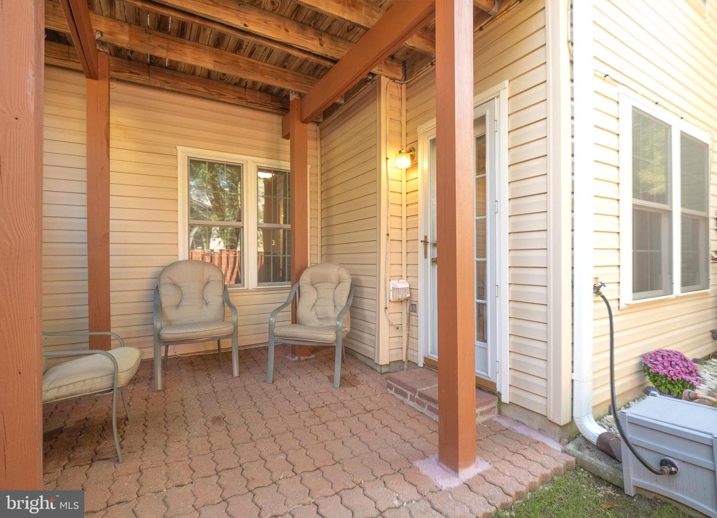 804 Pasadena Place photo 64