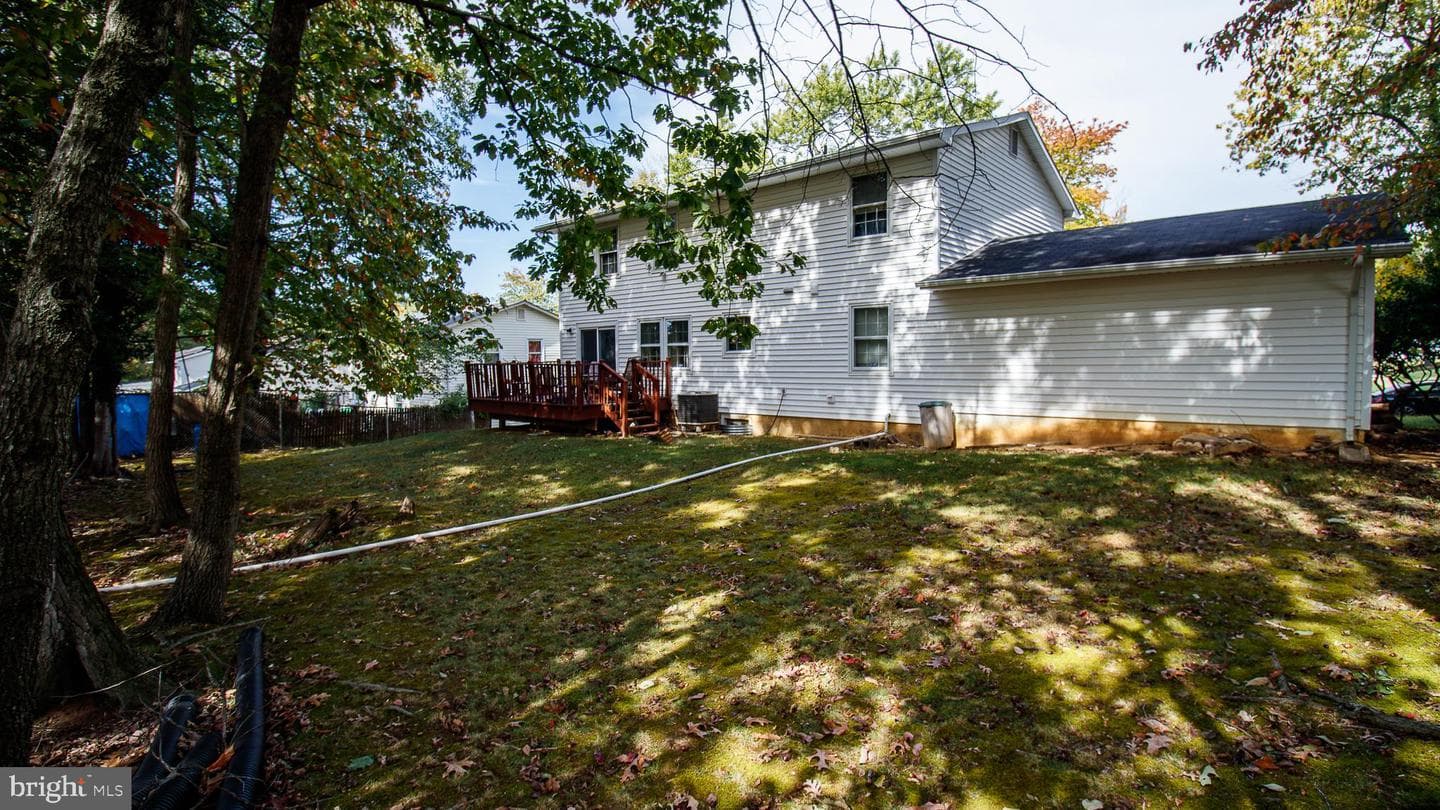 606 Potomac Valley Drive photo 4