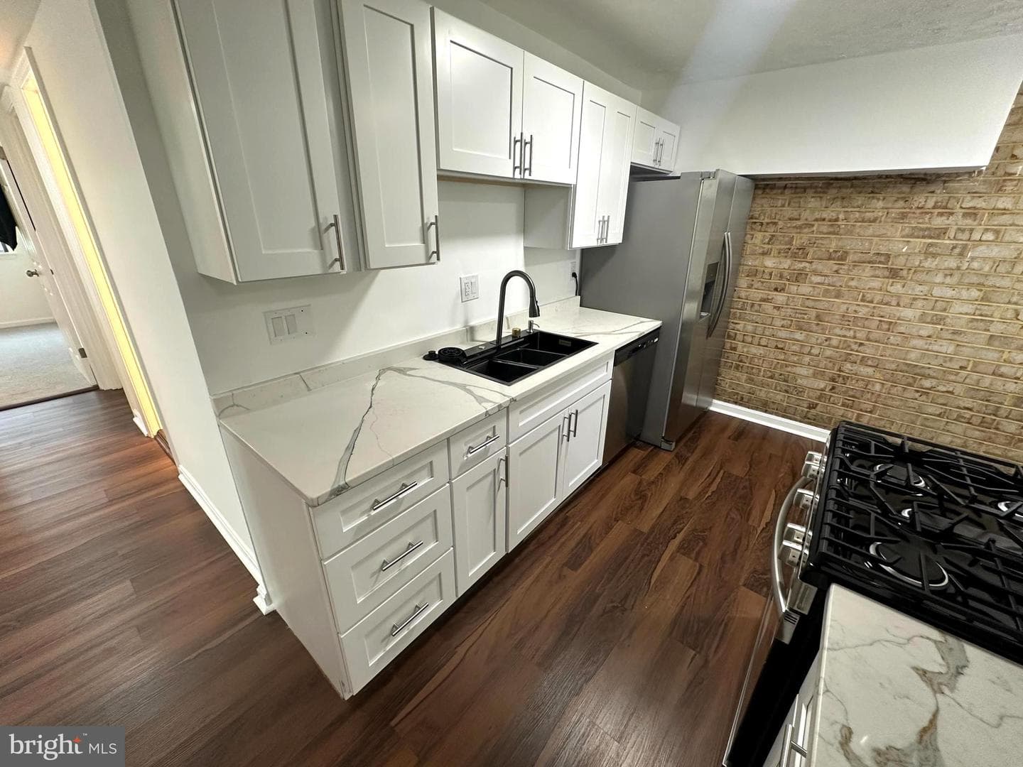 3360 Huntley Square Drive photo 3