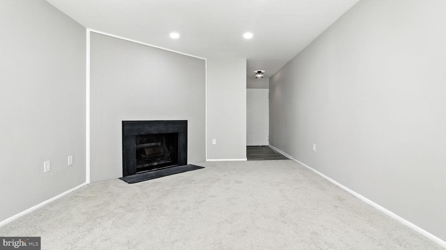 8693 Greenbelt Road #202 photo 11