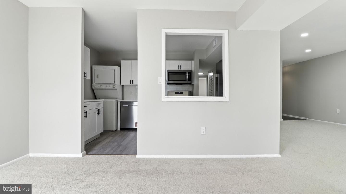 8693 Greenbelt Road #202 photo 21