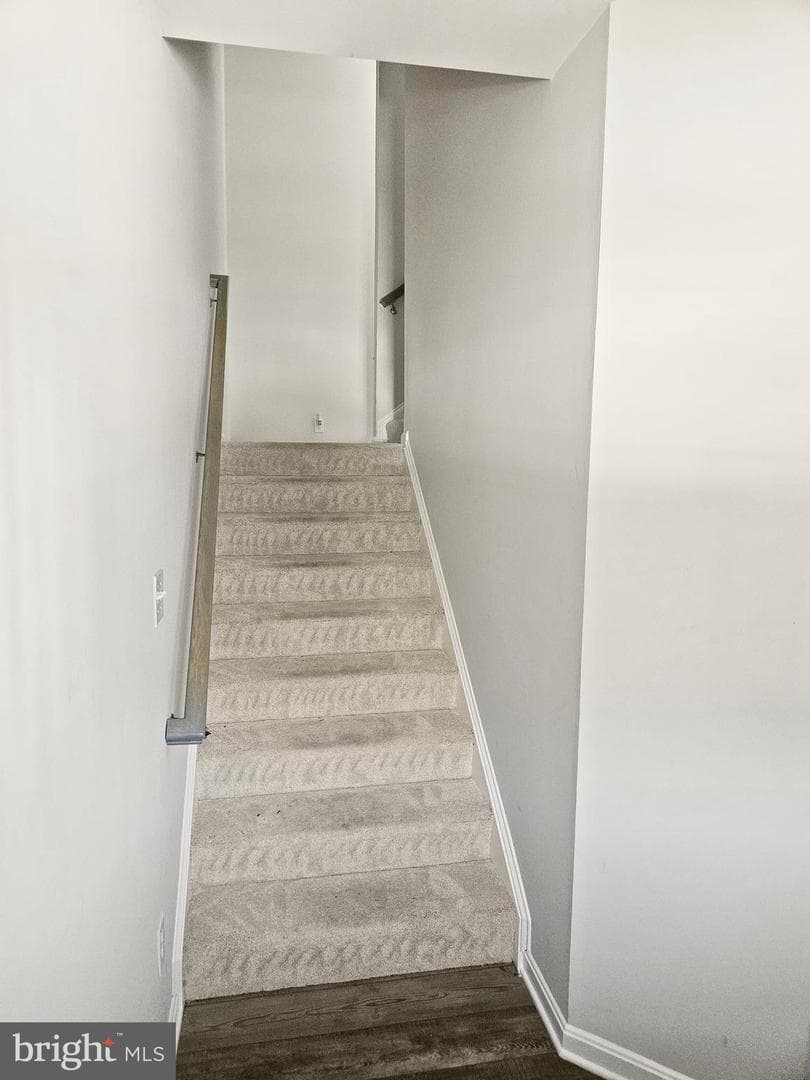 15121 Hogshead Way photo 47