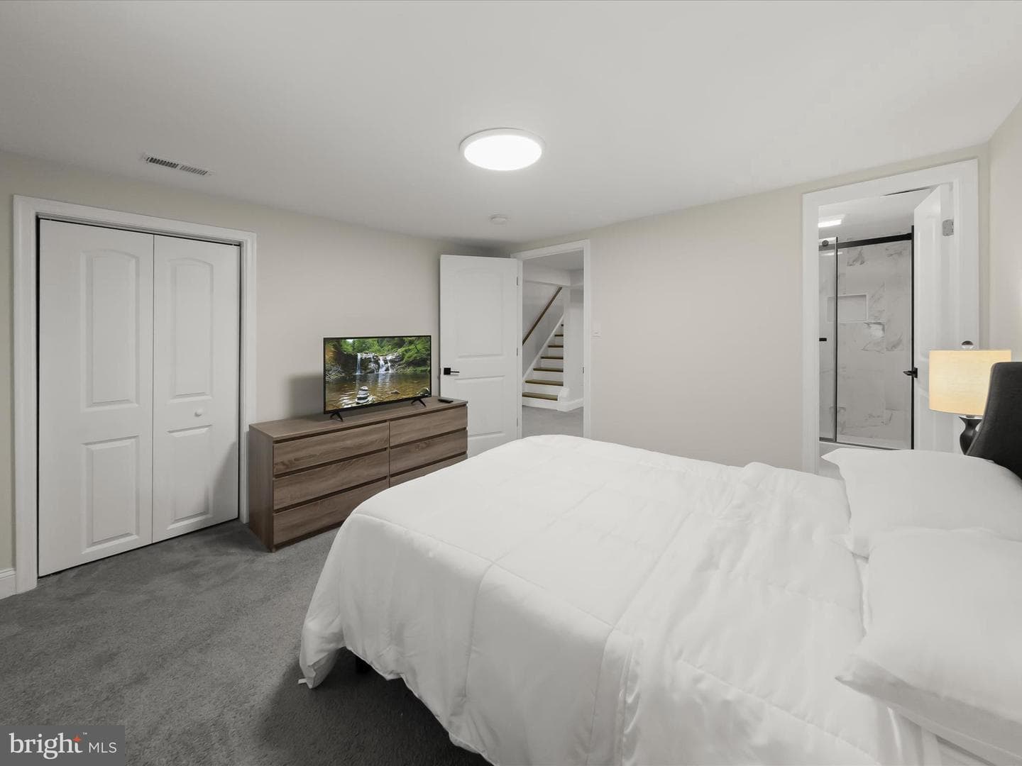2910 Lumar Drive photo 24