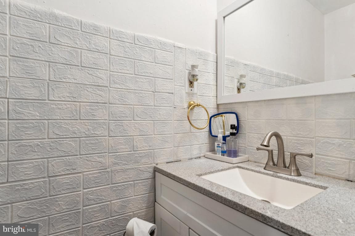 12021 Twin Cedar Lane photo 9
