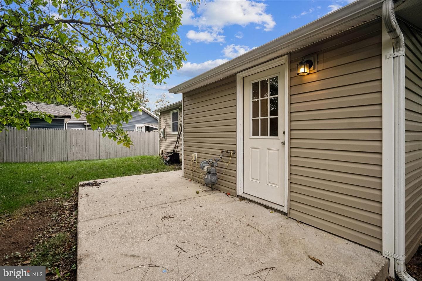 7917 Johnson Avenue photo 23