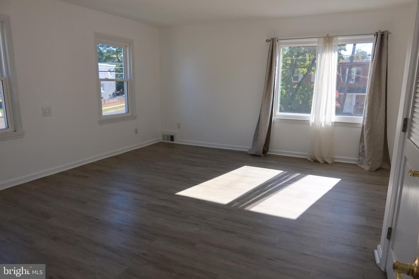 1152 Booker Drive photo 13