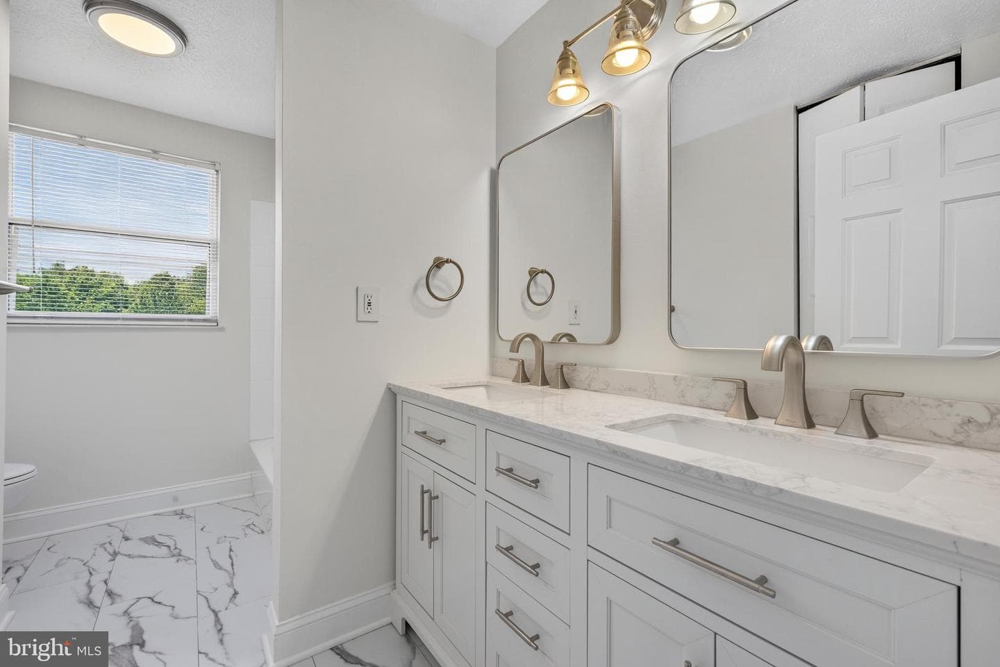 8106 Triple Crown Road photo 31