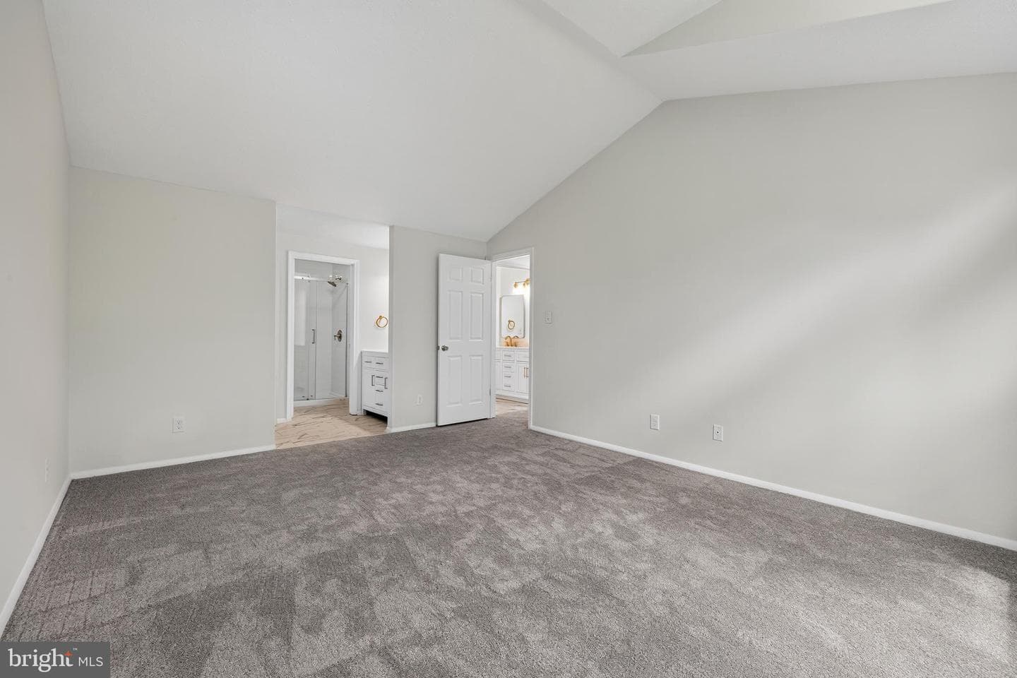 8106 Triple Crown Road photo 35