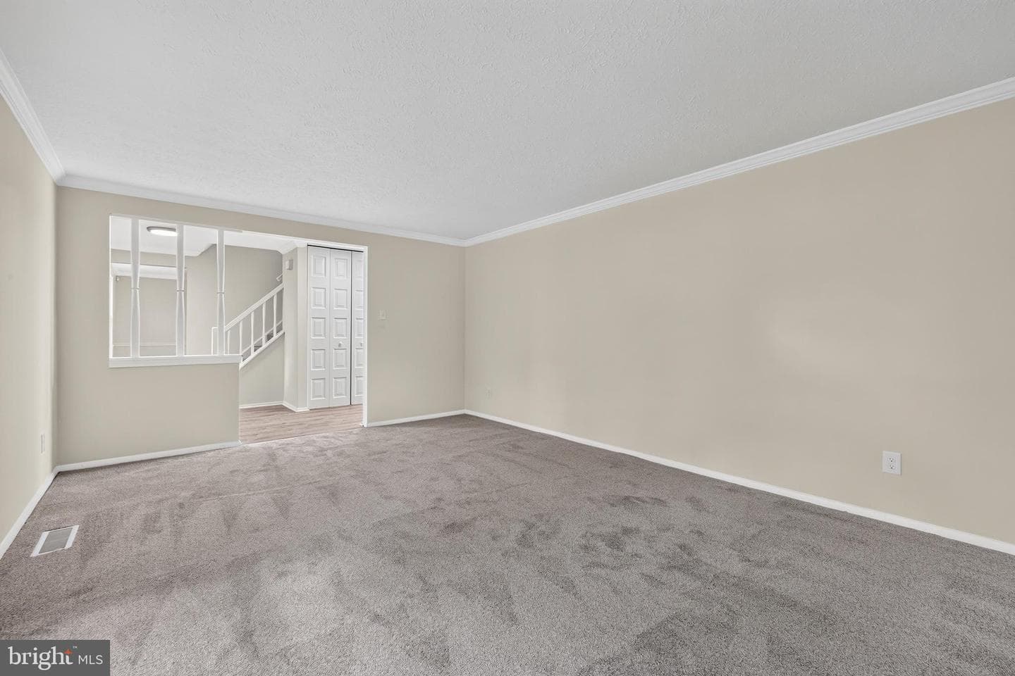 8106 Triple Crown Road photo 7