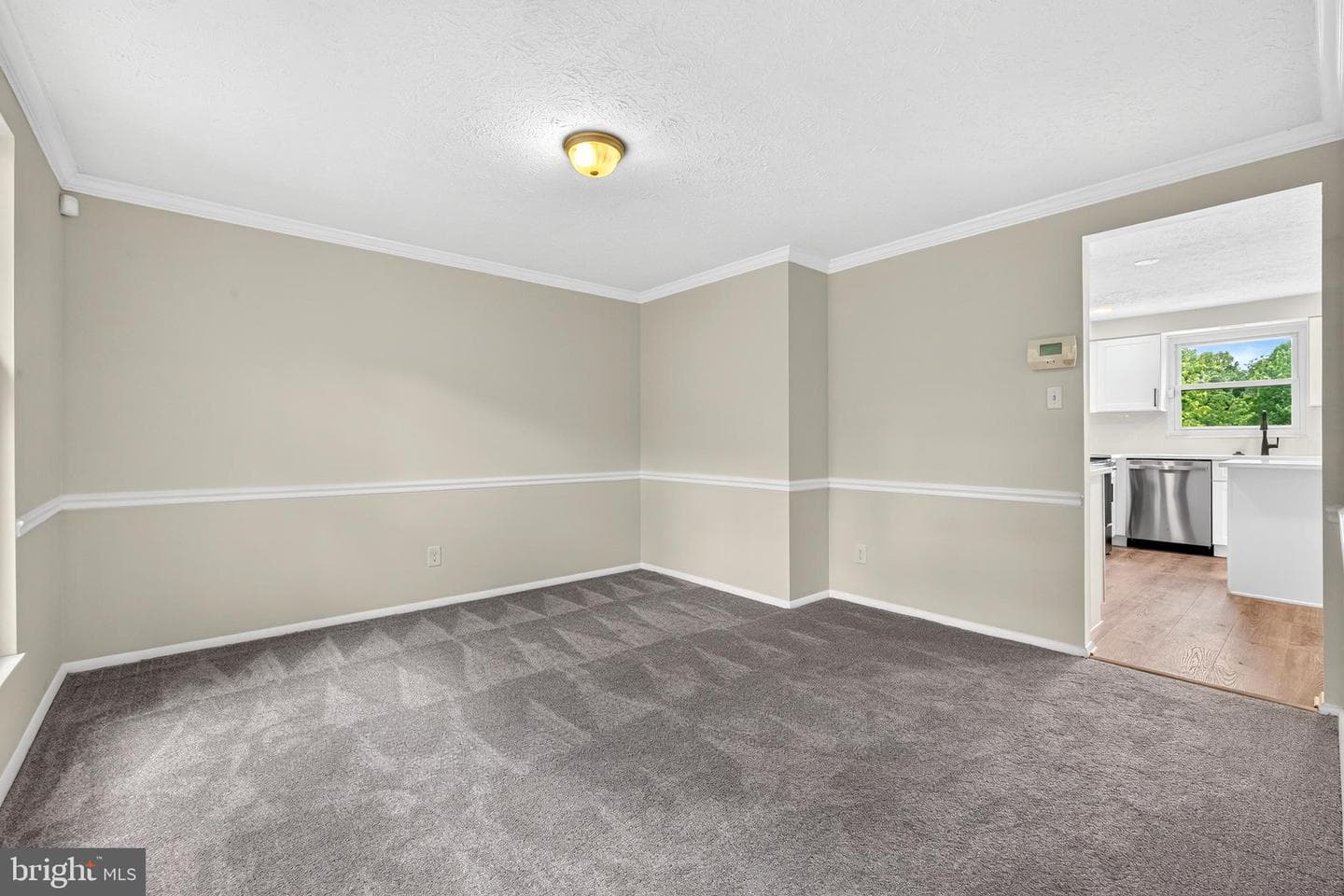 8106 Triple Crown Road photo 9
