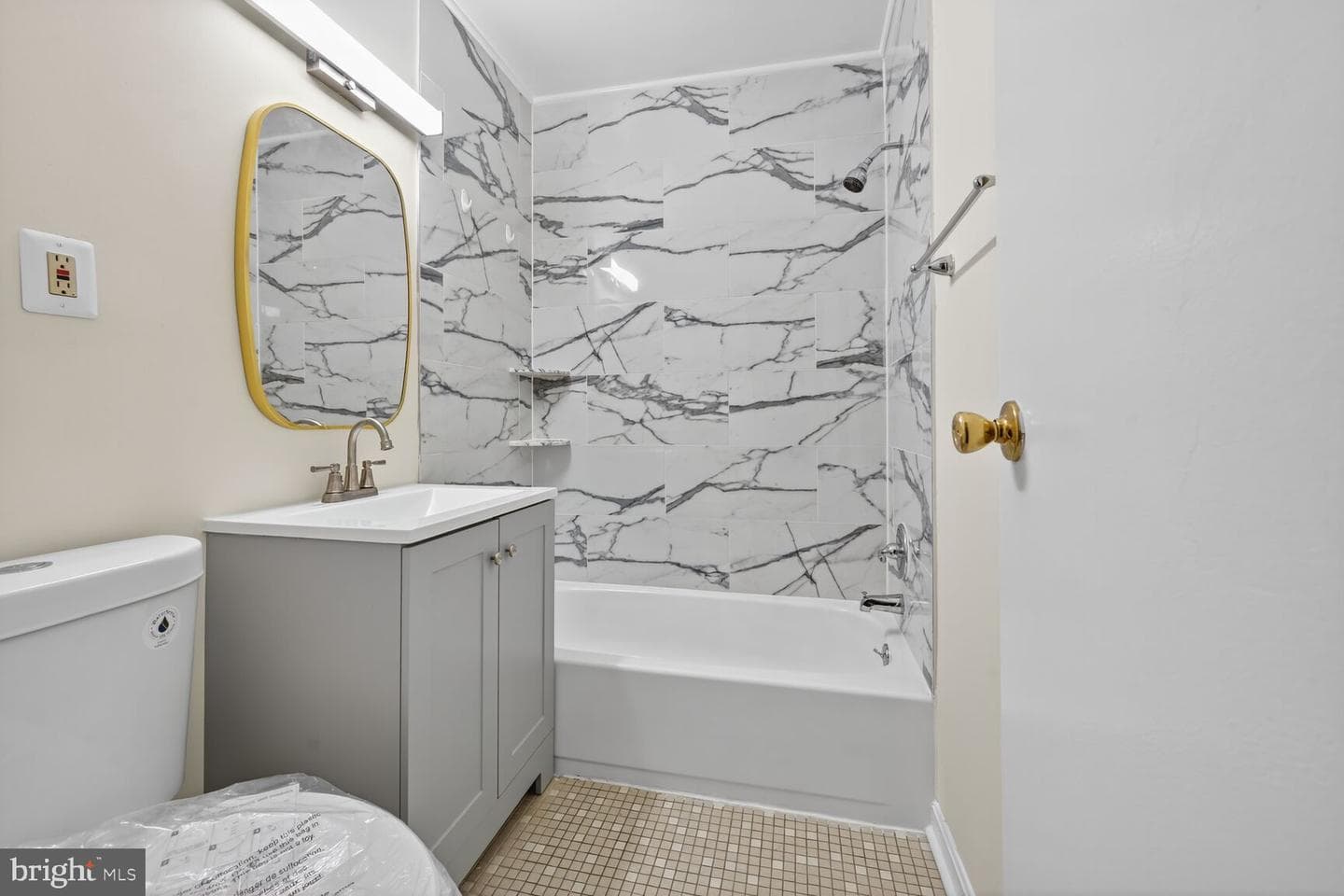 3827 Hamilton Street #d-304 photo 10