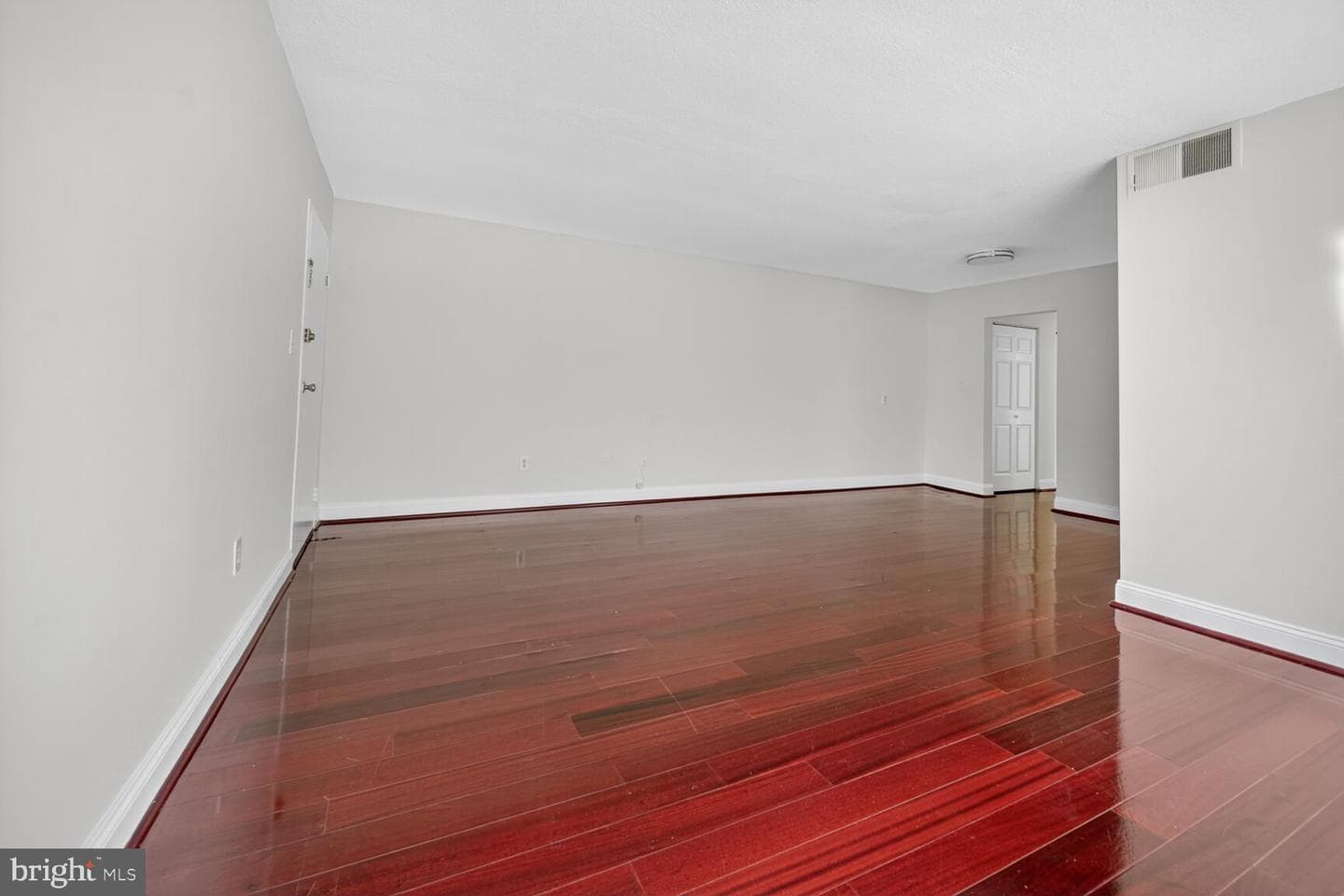 3827 Hamilton Street #d-304 photo 6