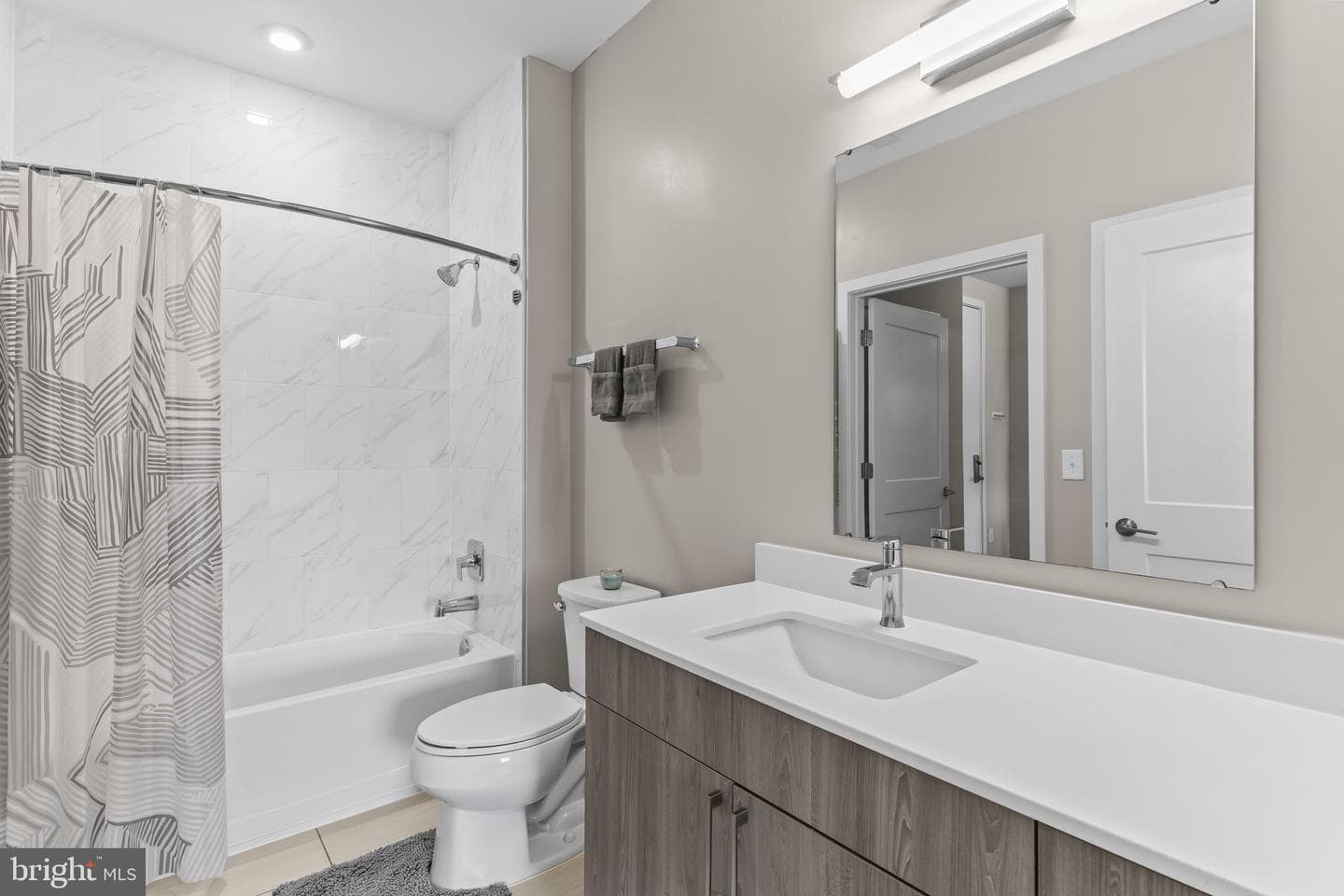 145 Riverhaven Drive #359 photo 16