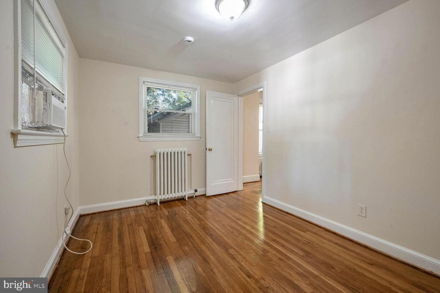 4512 East-West Highway photo 13