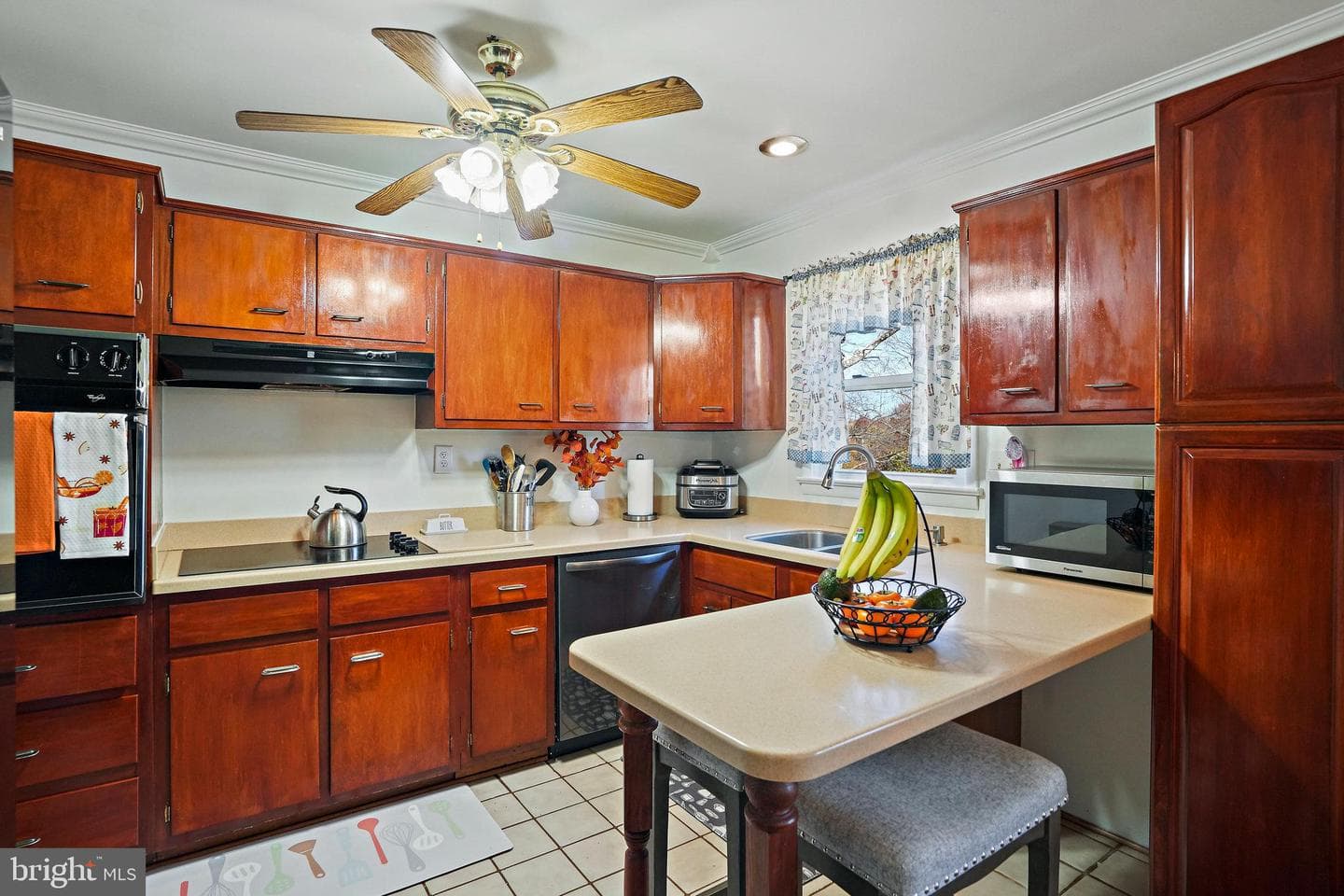 7531 Dover Lane photo 9