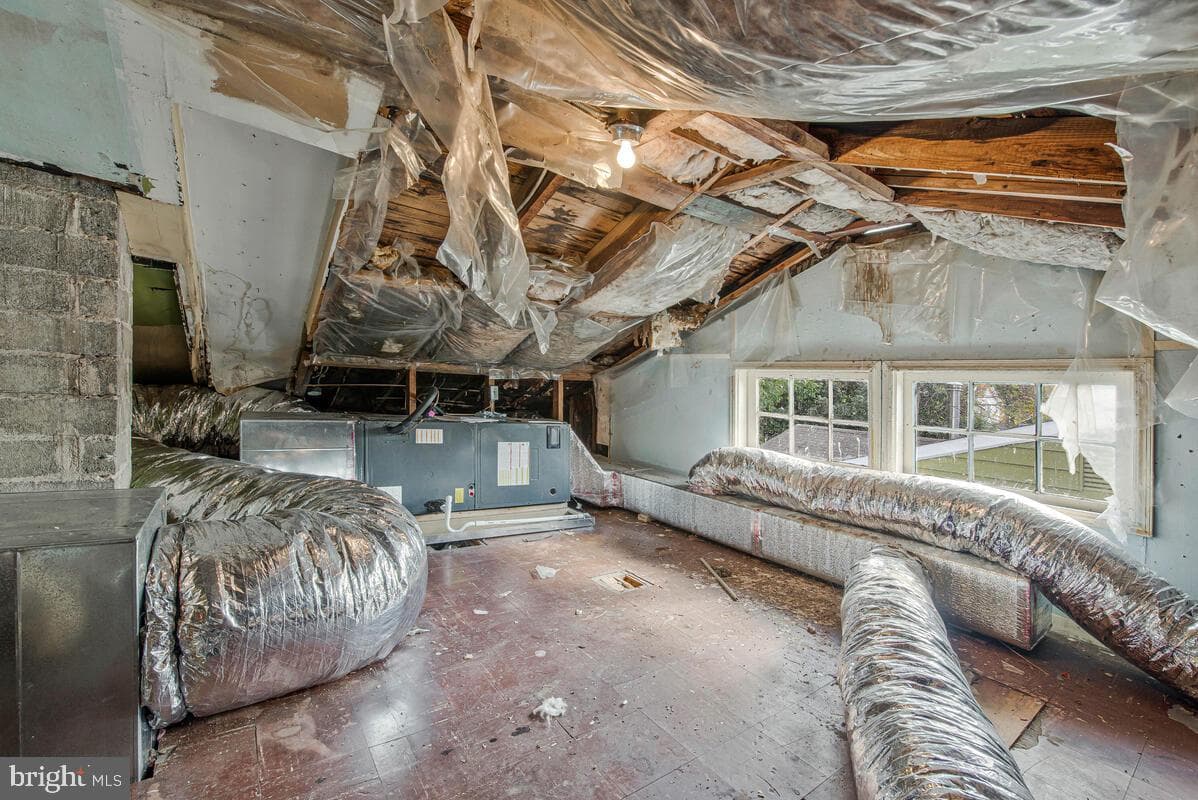 5607 40th Avenue photo 32