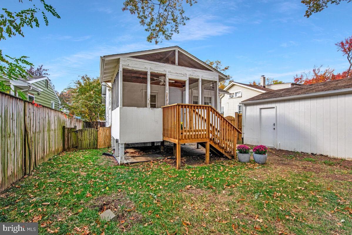 5607 40th Avenue photo 39