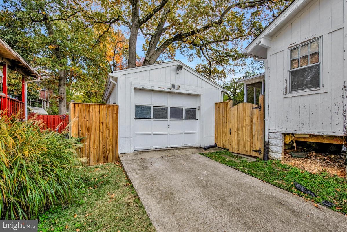 5607 40th Avenue photo 42