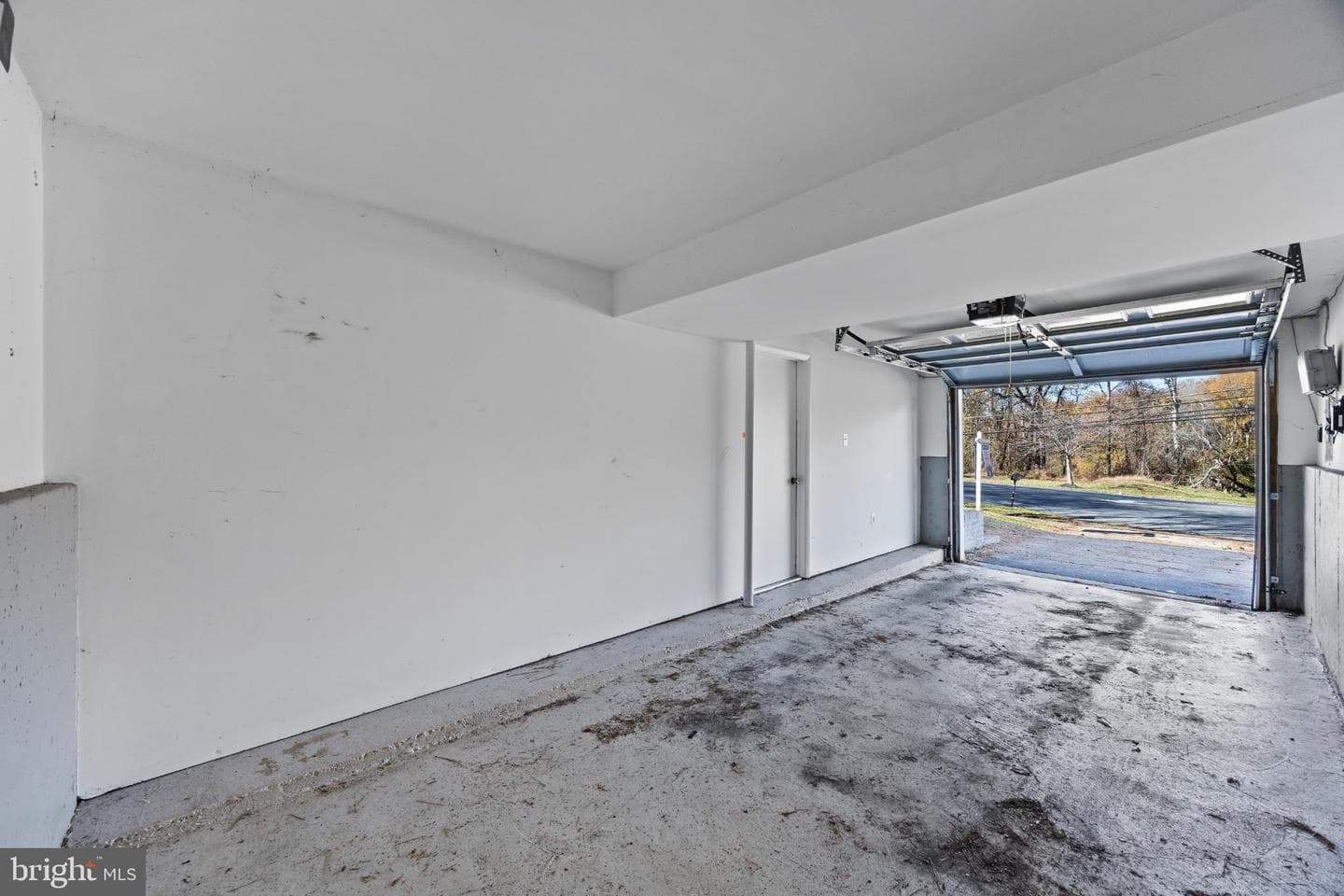 8600 Temple Hill Road photo 22
