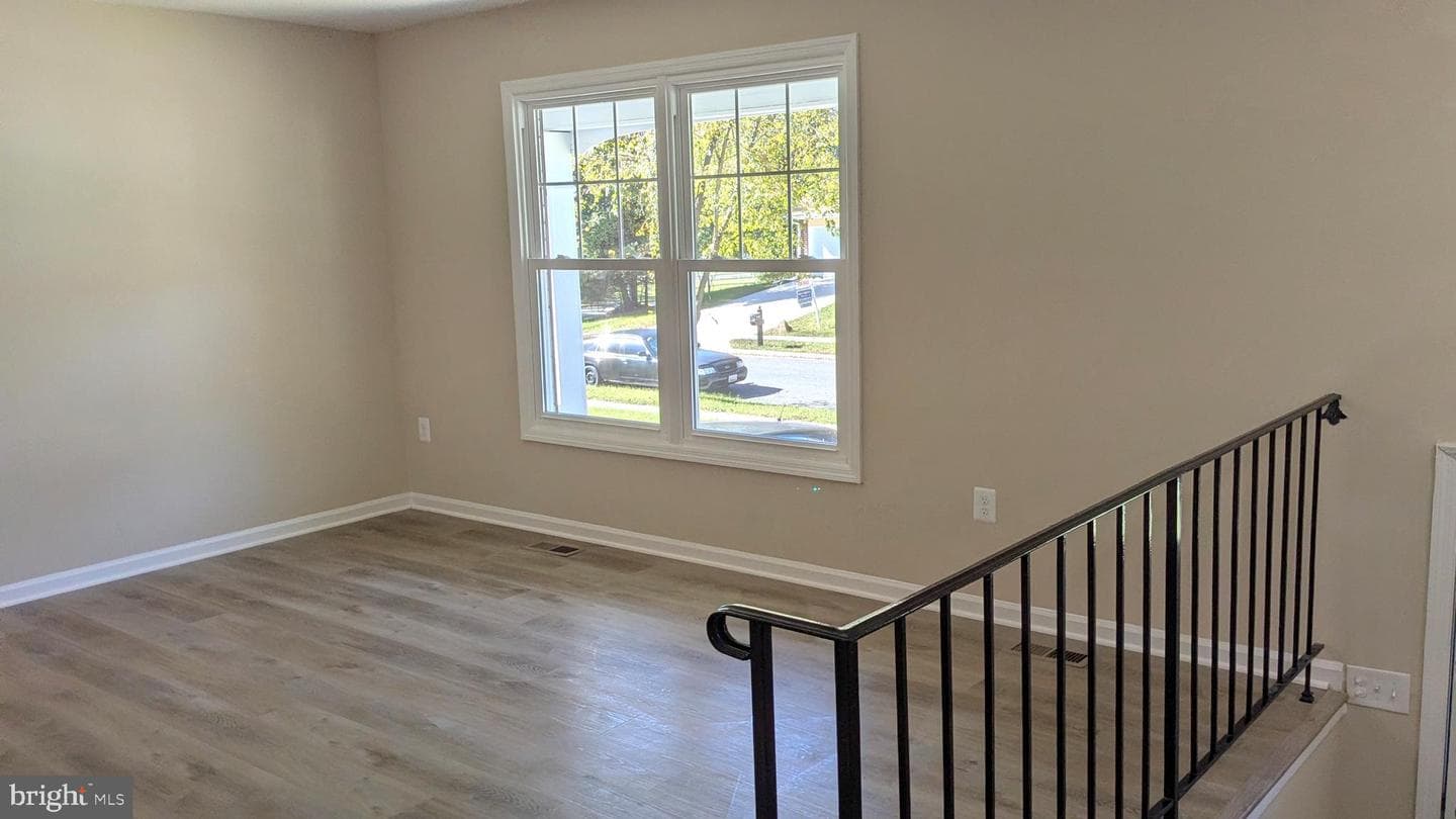 9903 Quiet Glen Court photo 4