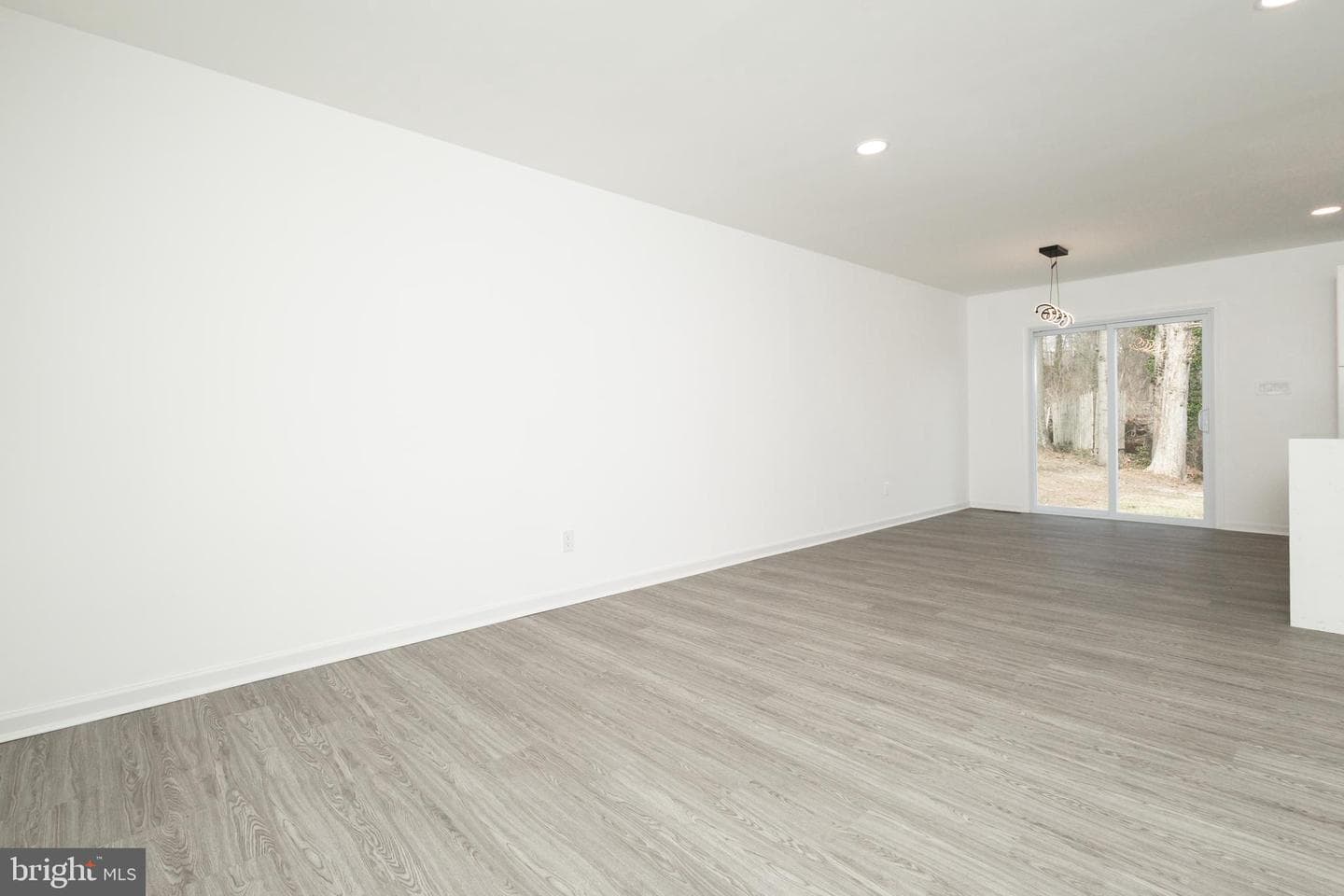 7819 Dellwood Avenue photo 20