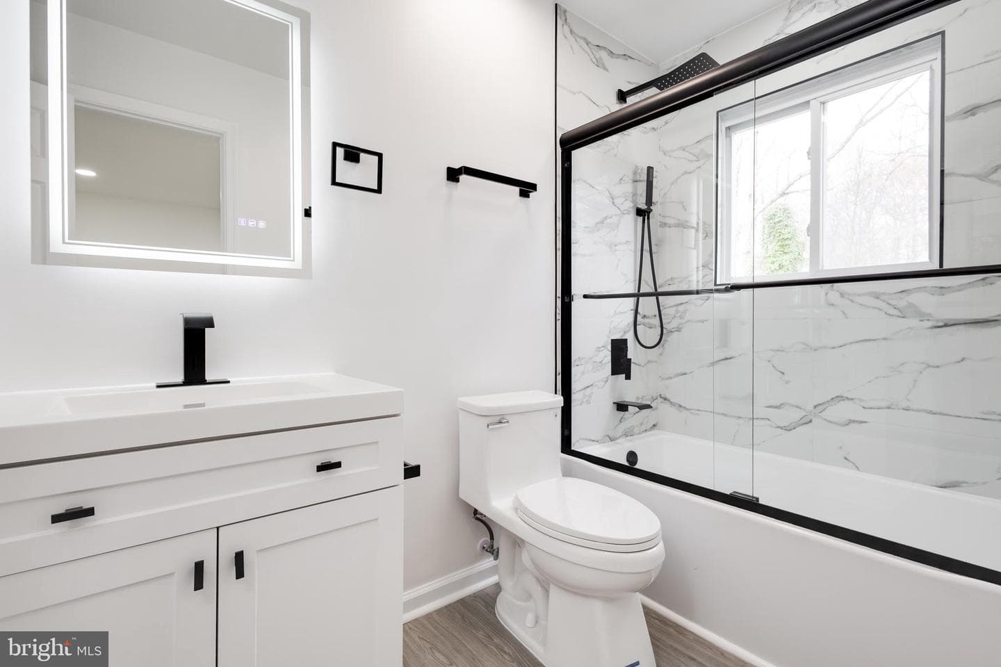 7819 Dellwood Avenue photo 36