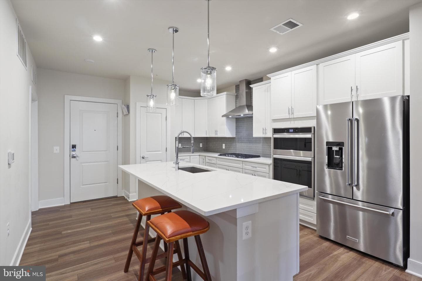 104 Saint Ives Place #409 photo 4
