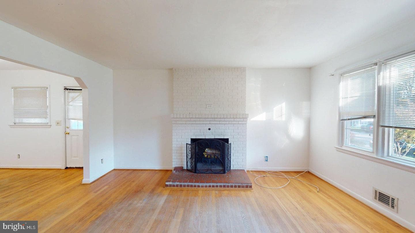 7110 Beltz Drive photo 9