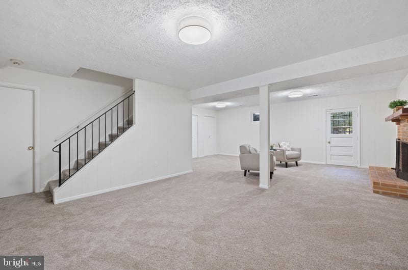 513 Holly Road photo 39