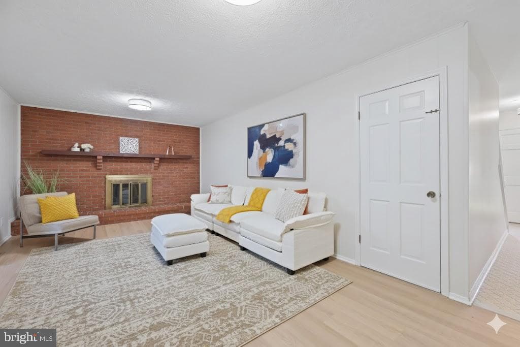 513 Holly Road photo 9