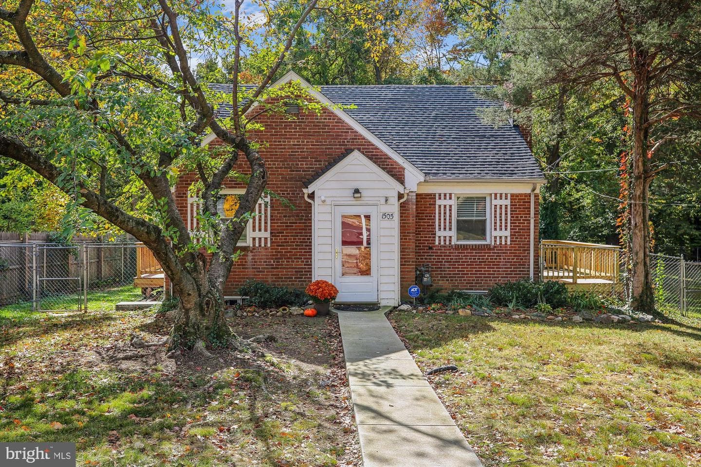 1505 Drexel Street photo 1