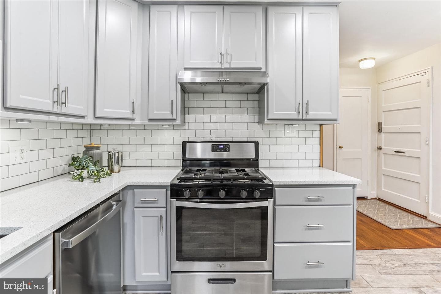 1505 Drexel Street photo 11