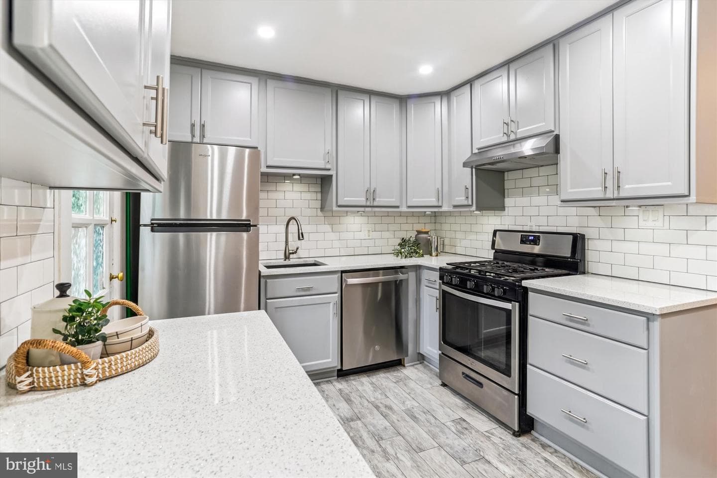 1505 Drexel Street photo 12