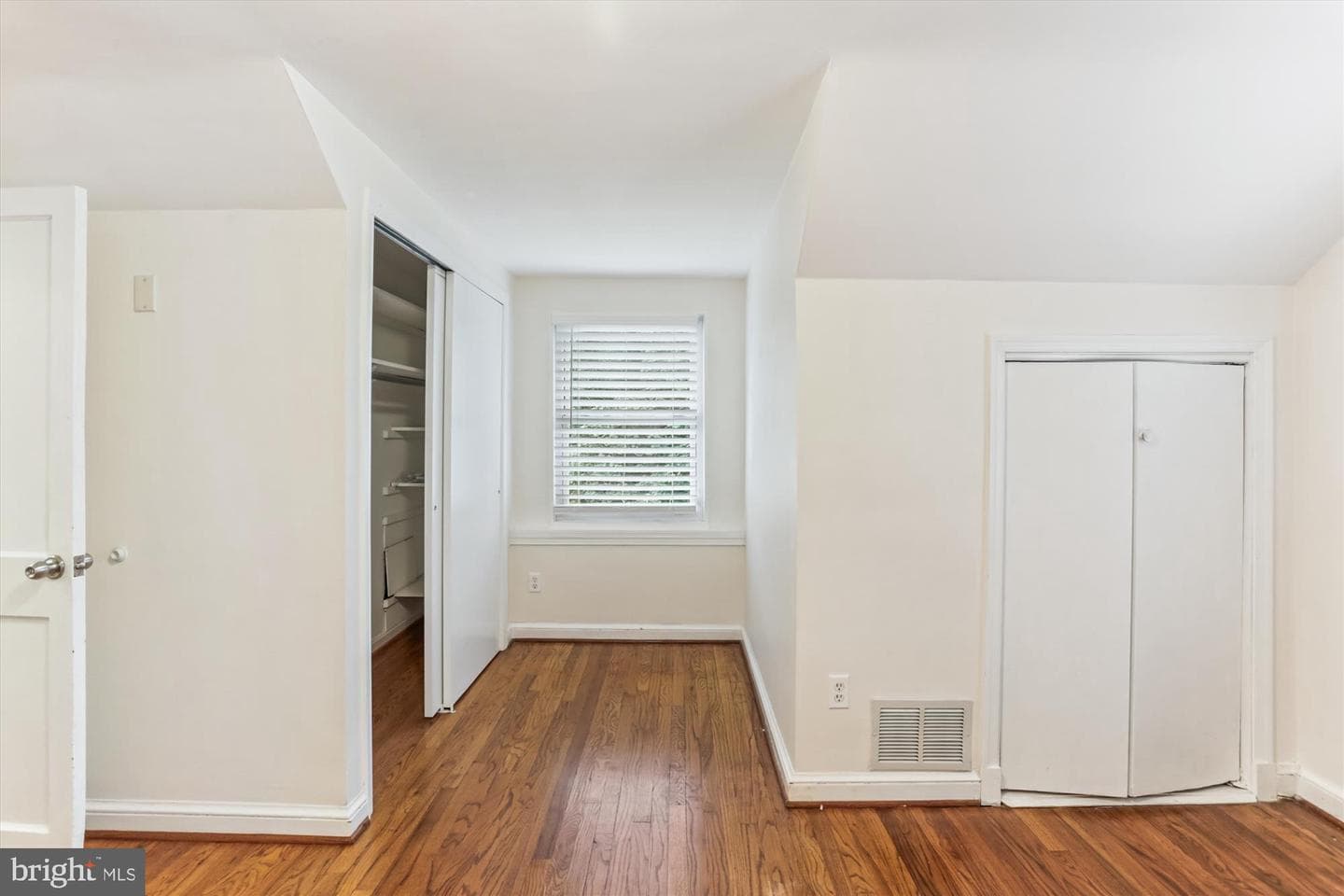 1505 Drexel Street photo 27