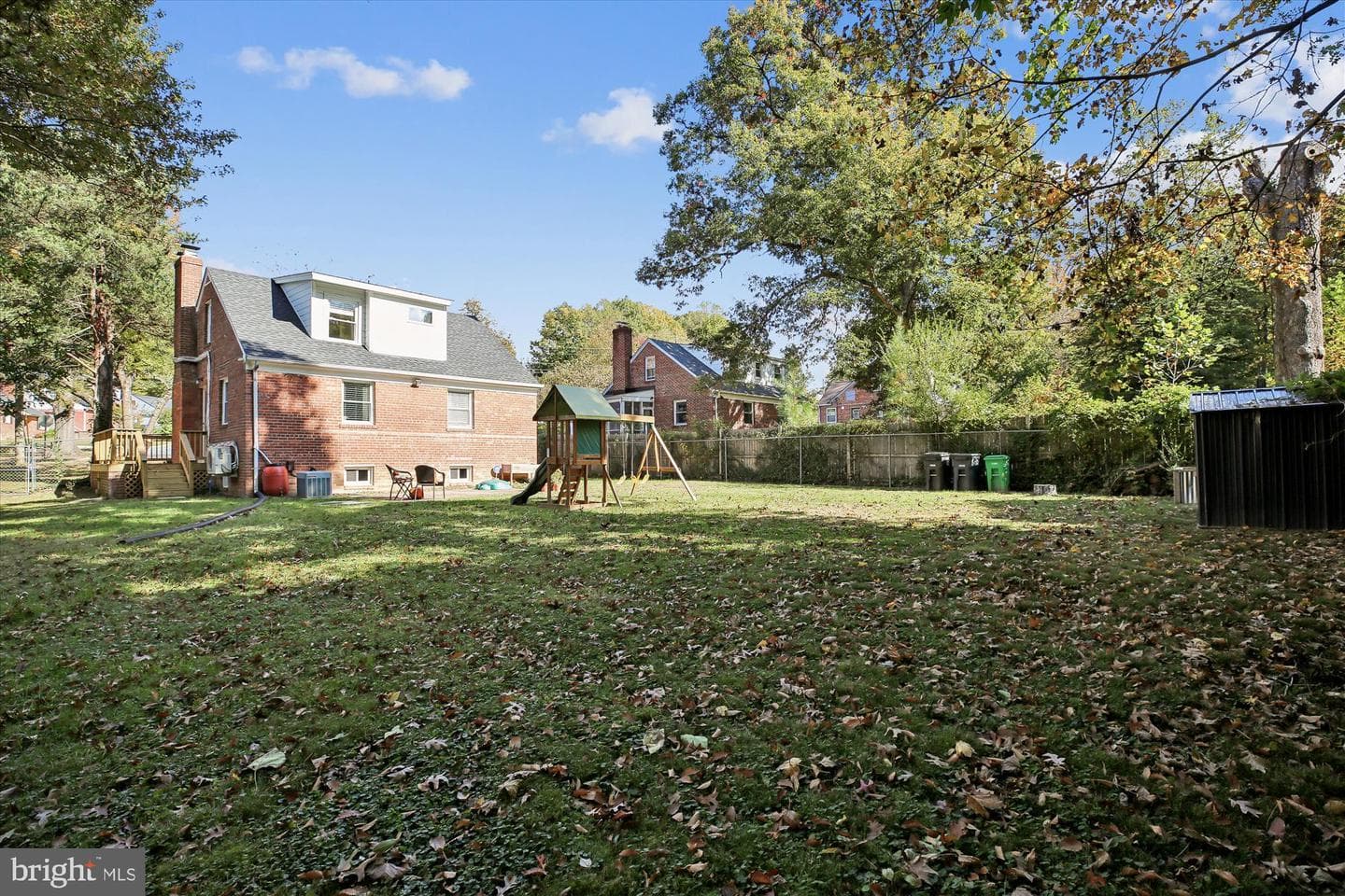 1505 Drexel Street photo 34