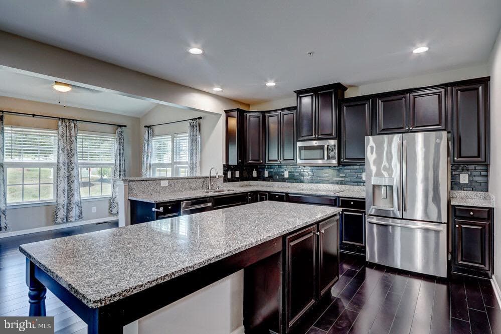 13708 Camelot Field Court photo 15