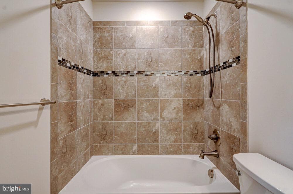 13708 Camelot Field Court photo 26