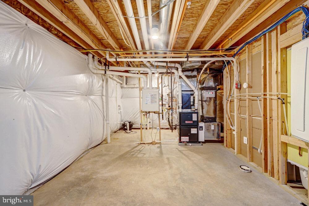13708 Camelot Field Court photo 45