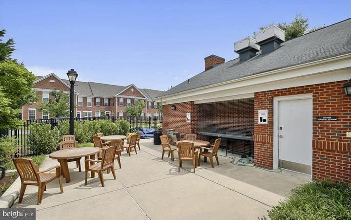 13708 Camelot Field Court photo 56